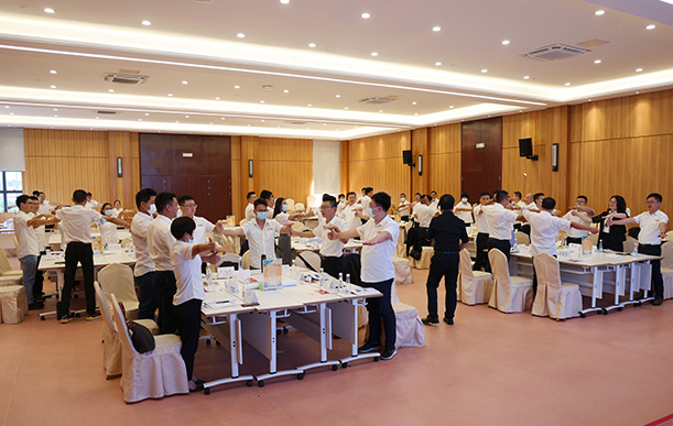 н���ഫ�����������ʦ������